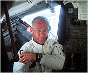 Aldrin v lun�rn�m modulu 